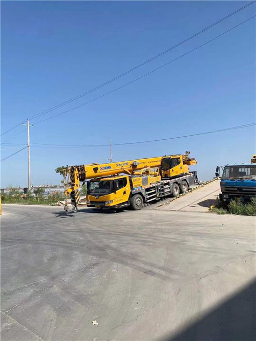 凌源市吊车作业时，可能会产生哪些额外收费项目？